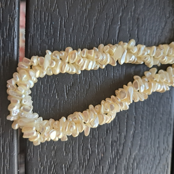 Triple Twist Natural Pearl Necklace - Picture 9 of 9